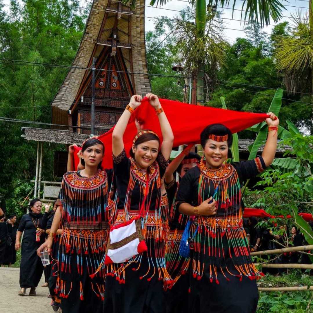 Community Expriences